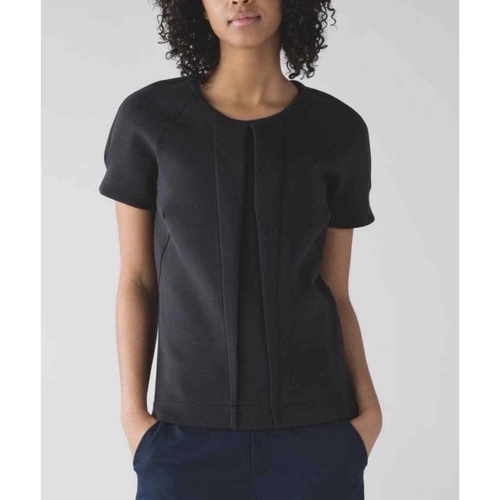 LULULEMON &go Keepsake Short Sleeve Tee Black Pocket Athleisure Sporty Size 8
